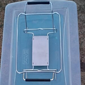 Metallic Silver Rack For Hot Dishes